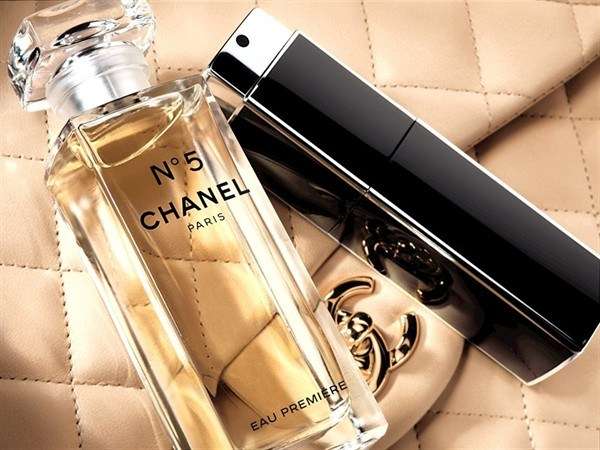 аромат Chanel no. 5 Eau Premiere и сумочка от Chanel