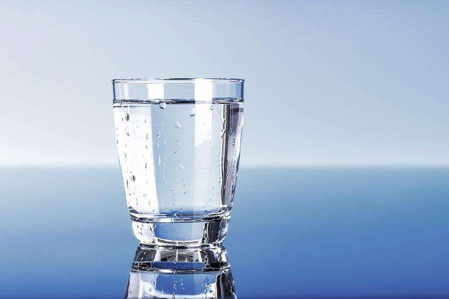 стакан чистой воды